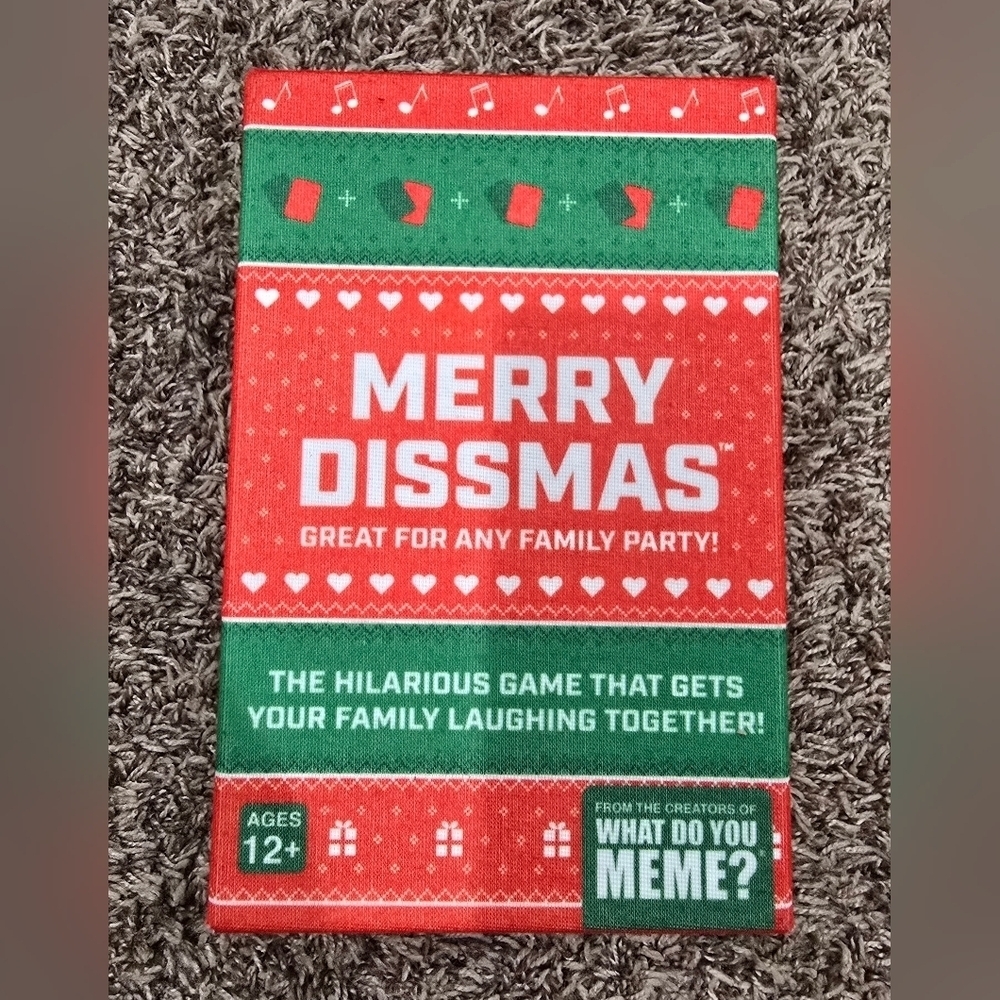 Merry Dissmas - the Holiday Family Party Game from What Do You Meme? New Sealed